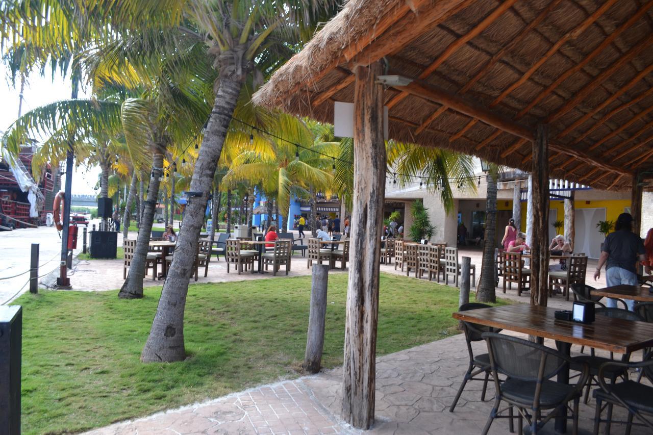 Bella Beach Condo Vacation 2 Bedrooms Cancún Exteriör bild